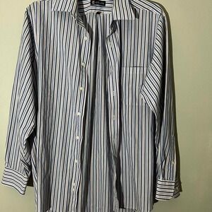 ✨Chaps Men's button‎ up Spring colors size large EUC